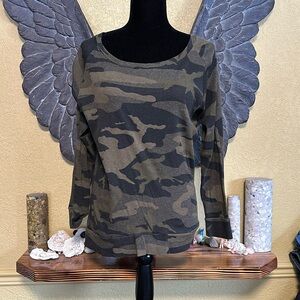 TNA Camo Longsleeve Tee Shirt